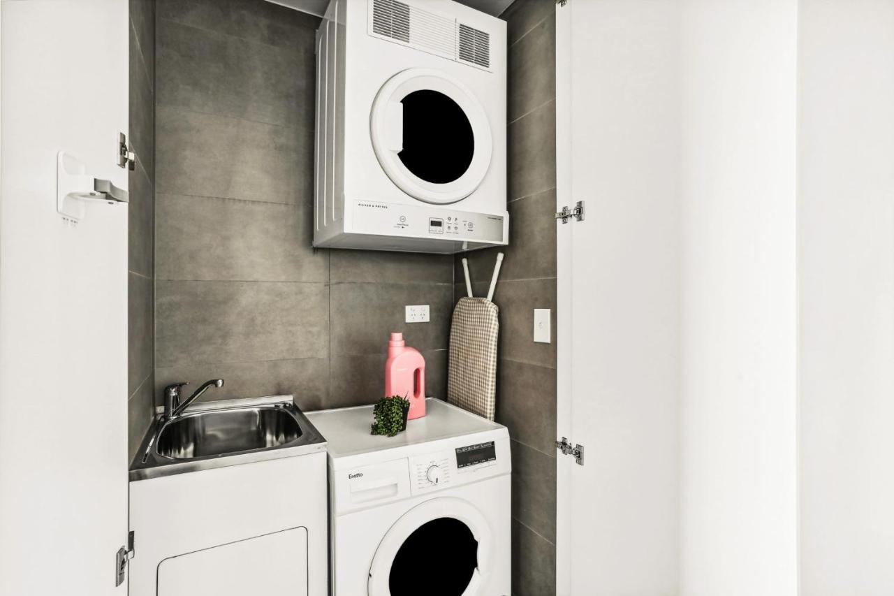 Apartment Modern 2bd In Trendy Inner West *