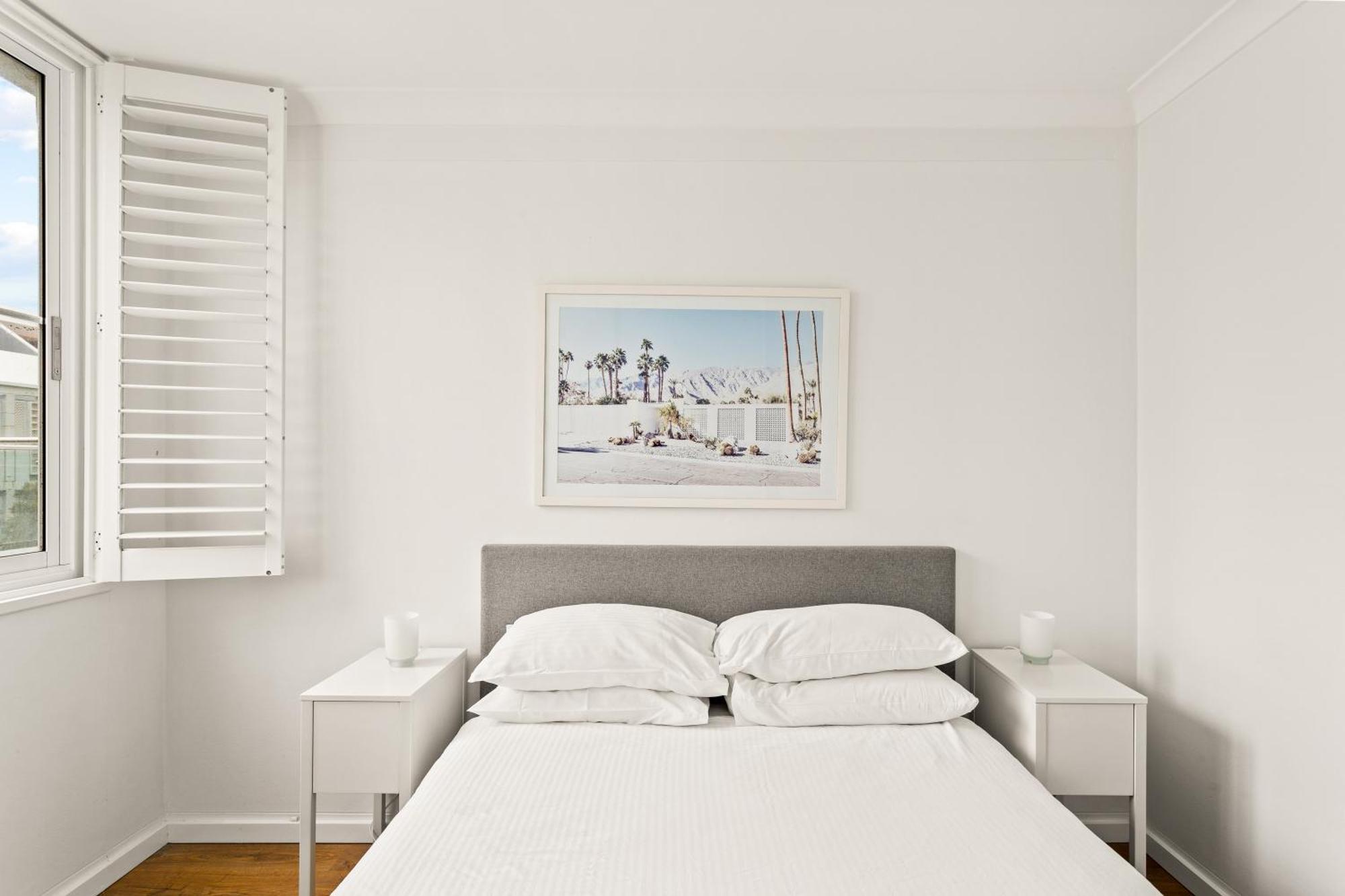 Chic Footsteps From Manly Beach Apartment Sydney