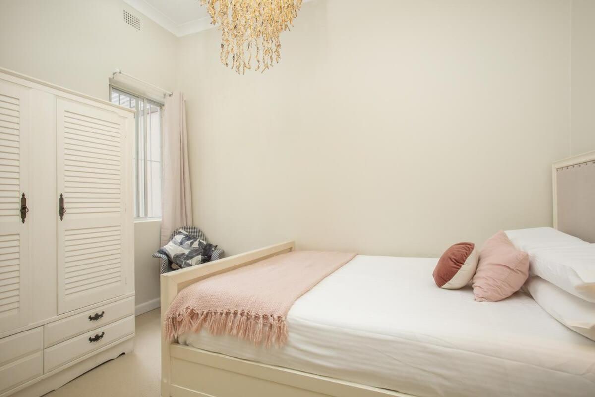 Comfortable Terrace In Location Sydney