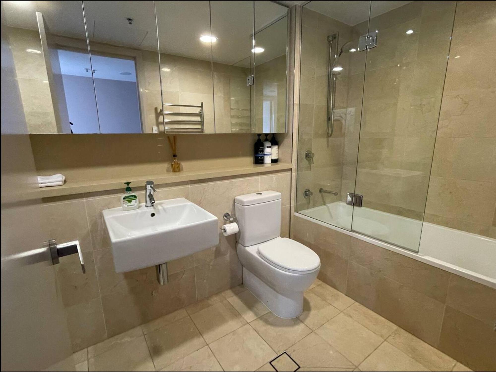 Apartment Panoramic View 3bedroom Wi-fi Parking Sydney