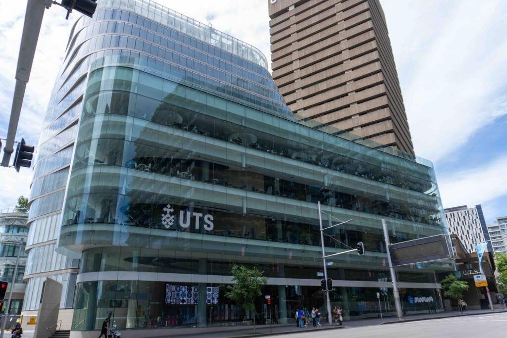 Apartment Side Beauty @ Chippendale 1 Bedroom Aircon *