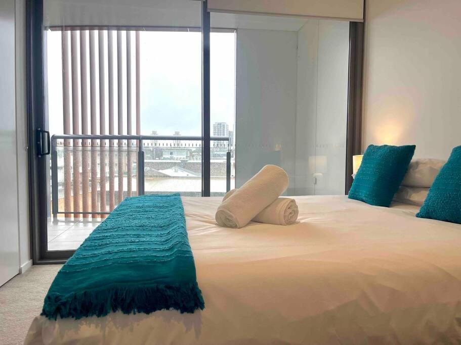 Side Beauty @ Chippendale 1 Bedroom Aircon Sydney