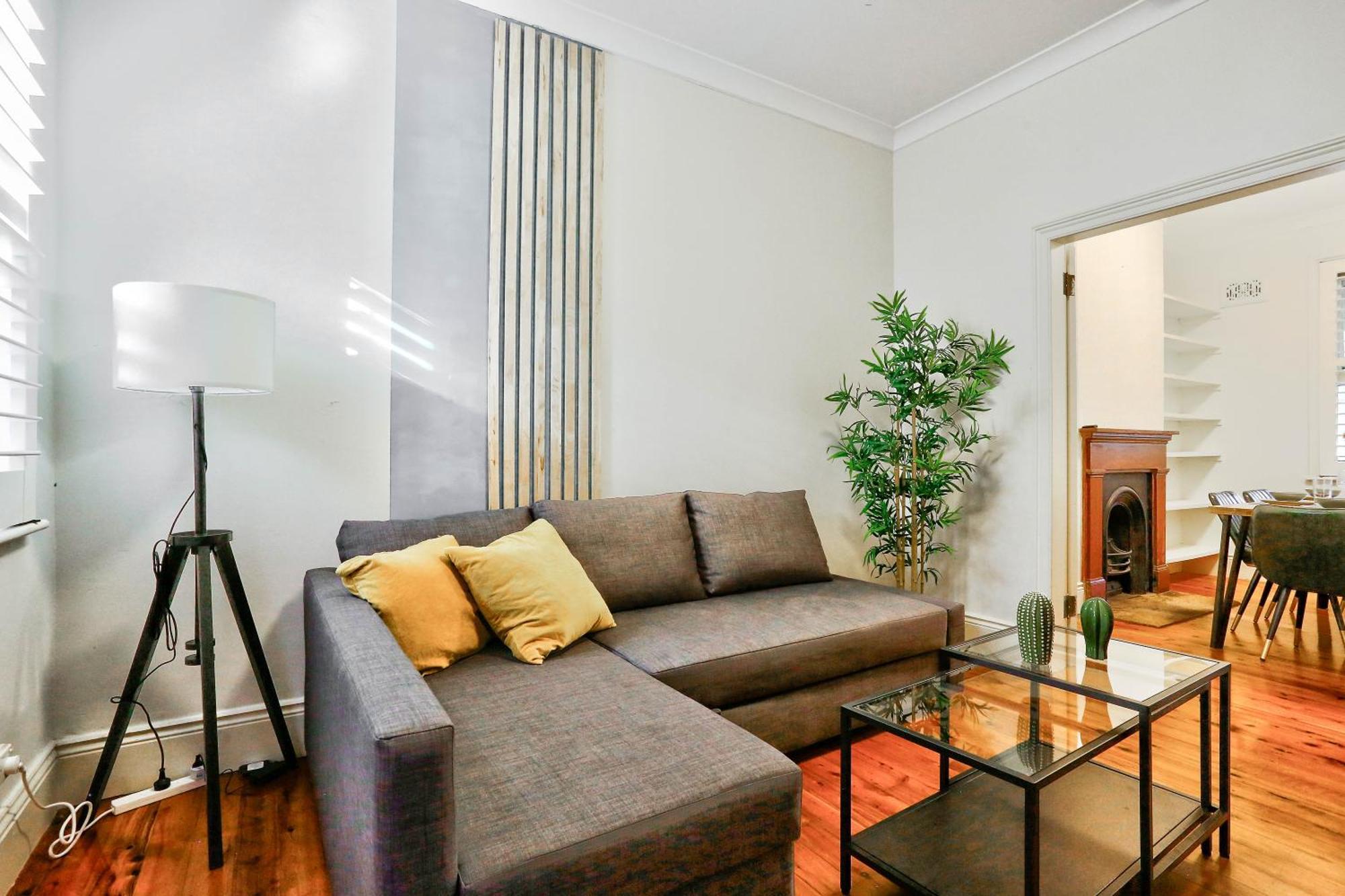 Vibrant House At The Center Of Chippendale 2 E-bikes Included Holiday home Sydney