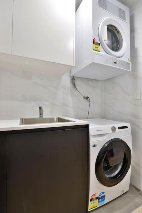Apartment Leichhardt Serene Retreat - Views, Parking, Ease Sydney