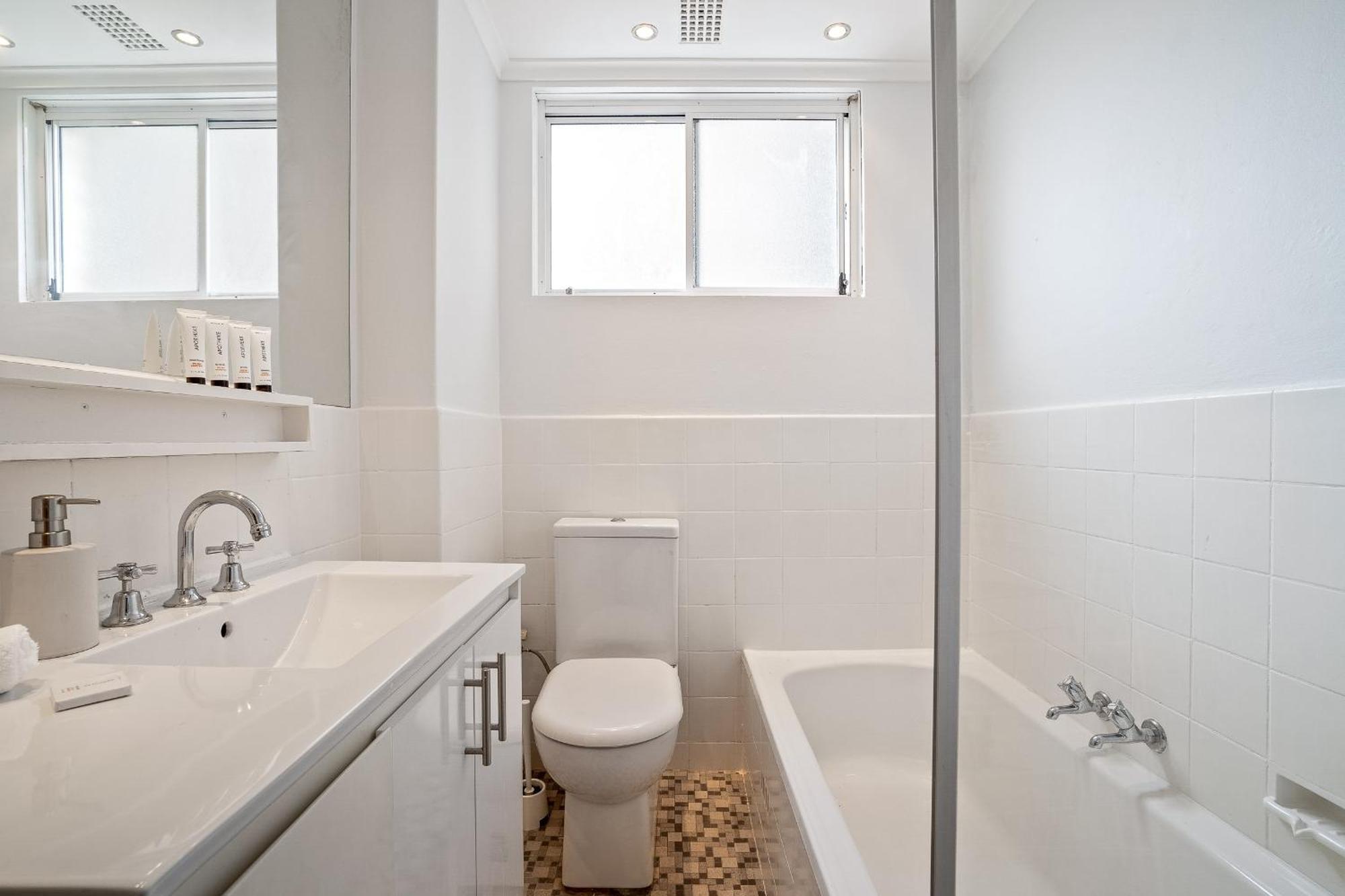 Cute 2 Bedroom Kensington Sydney
