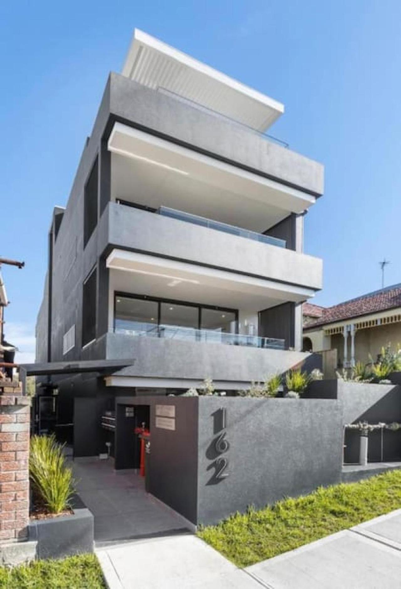 Coogee Beachside Abode 1 Apartment Sydney