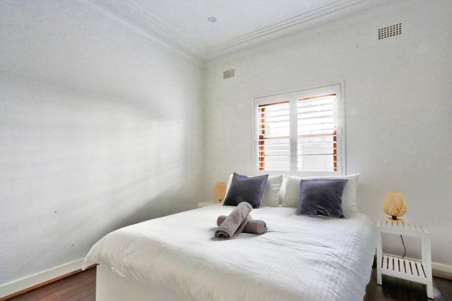Spacious 3 Bedroom On The Edge Of Downtown Herford St 2 E-bikes Included Casa de férias