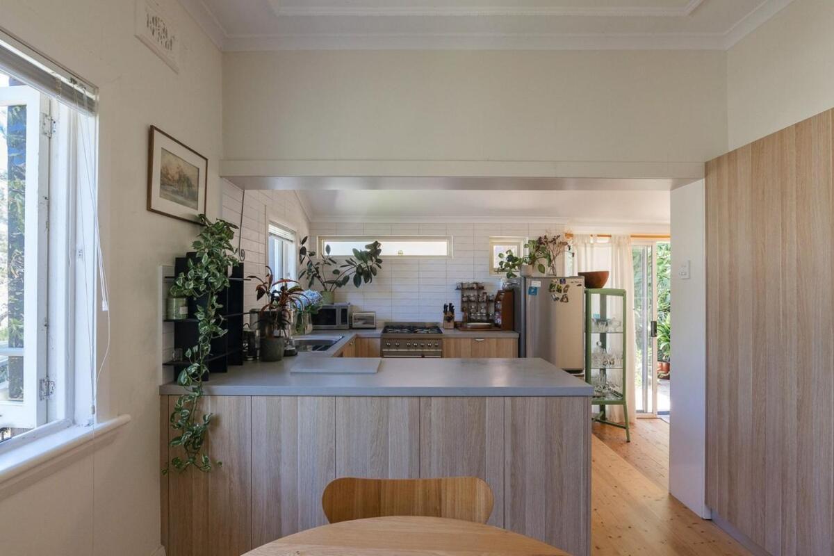 Bronte Boho Chic Near Ocean With Parking Holiday home