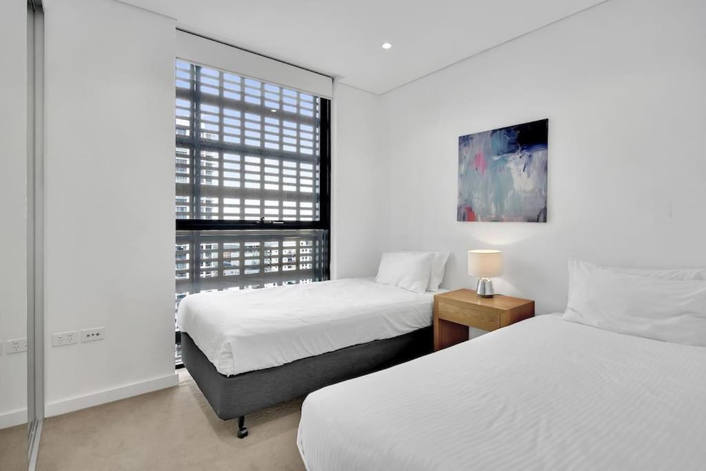 Stunning Atc10610 Apartment *