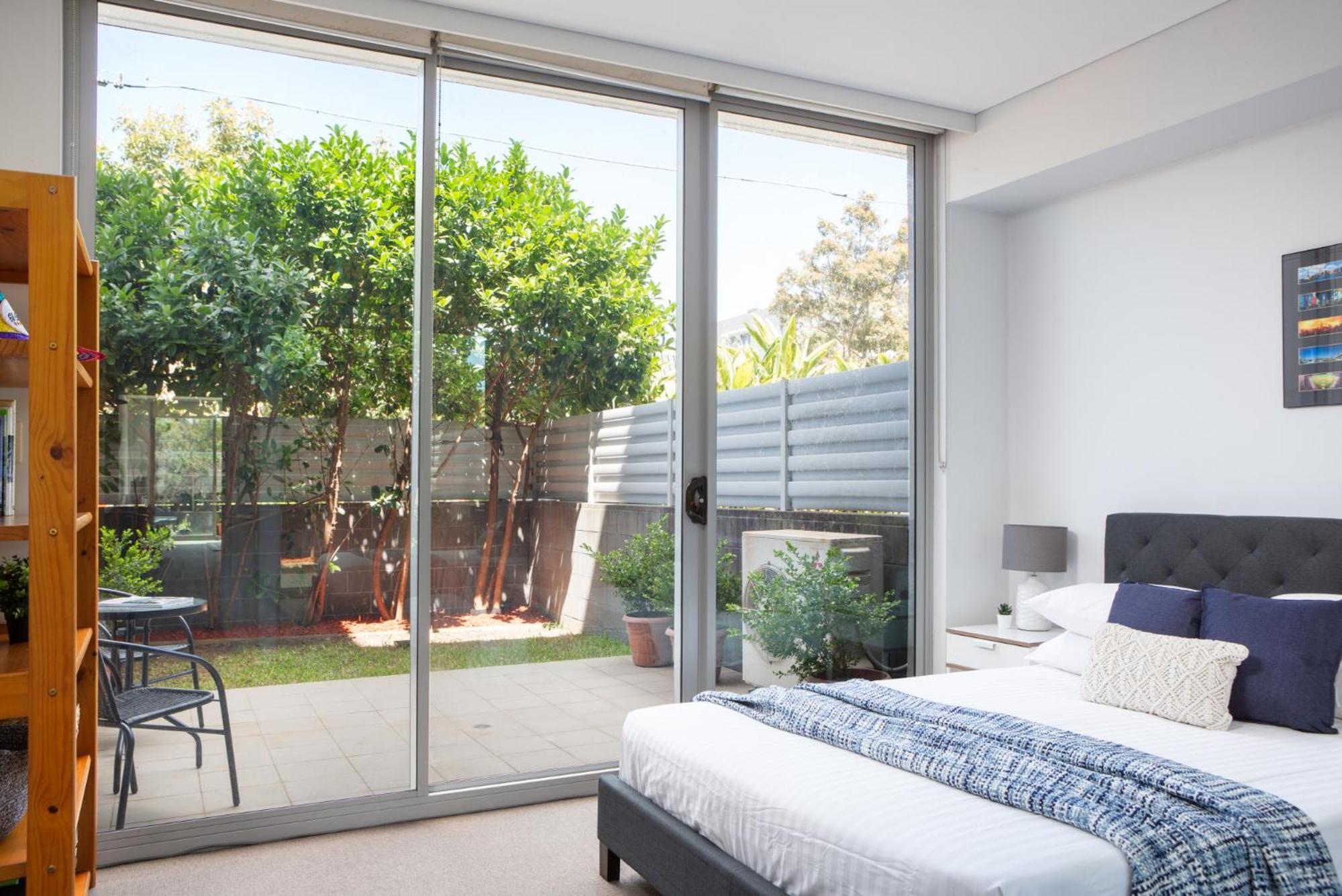 Apartment Spacious Modern In Sydney's North Shore Sydney