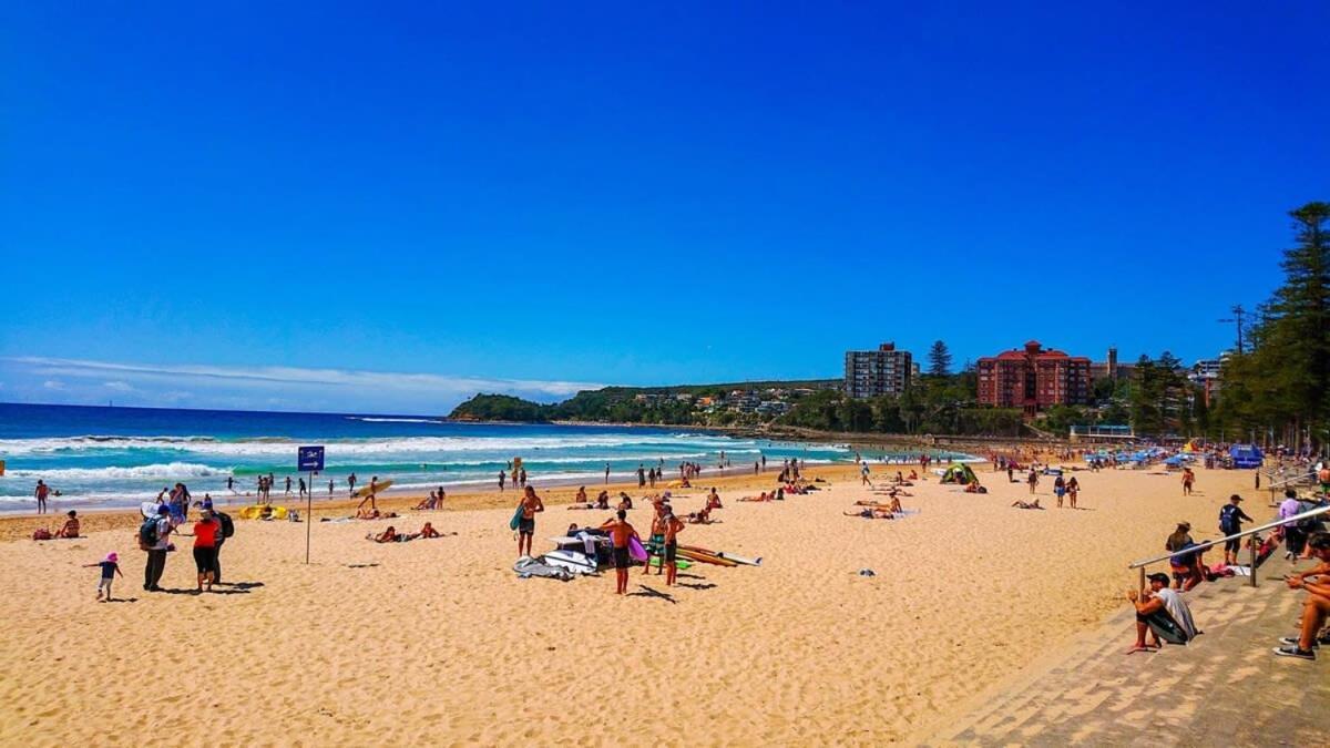 Sunlit 2-bed Metres From The * Sydney