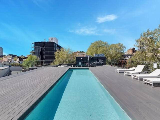 Entire One Bedroom With Rooftop Pool & Private Backyard