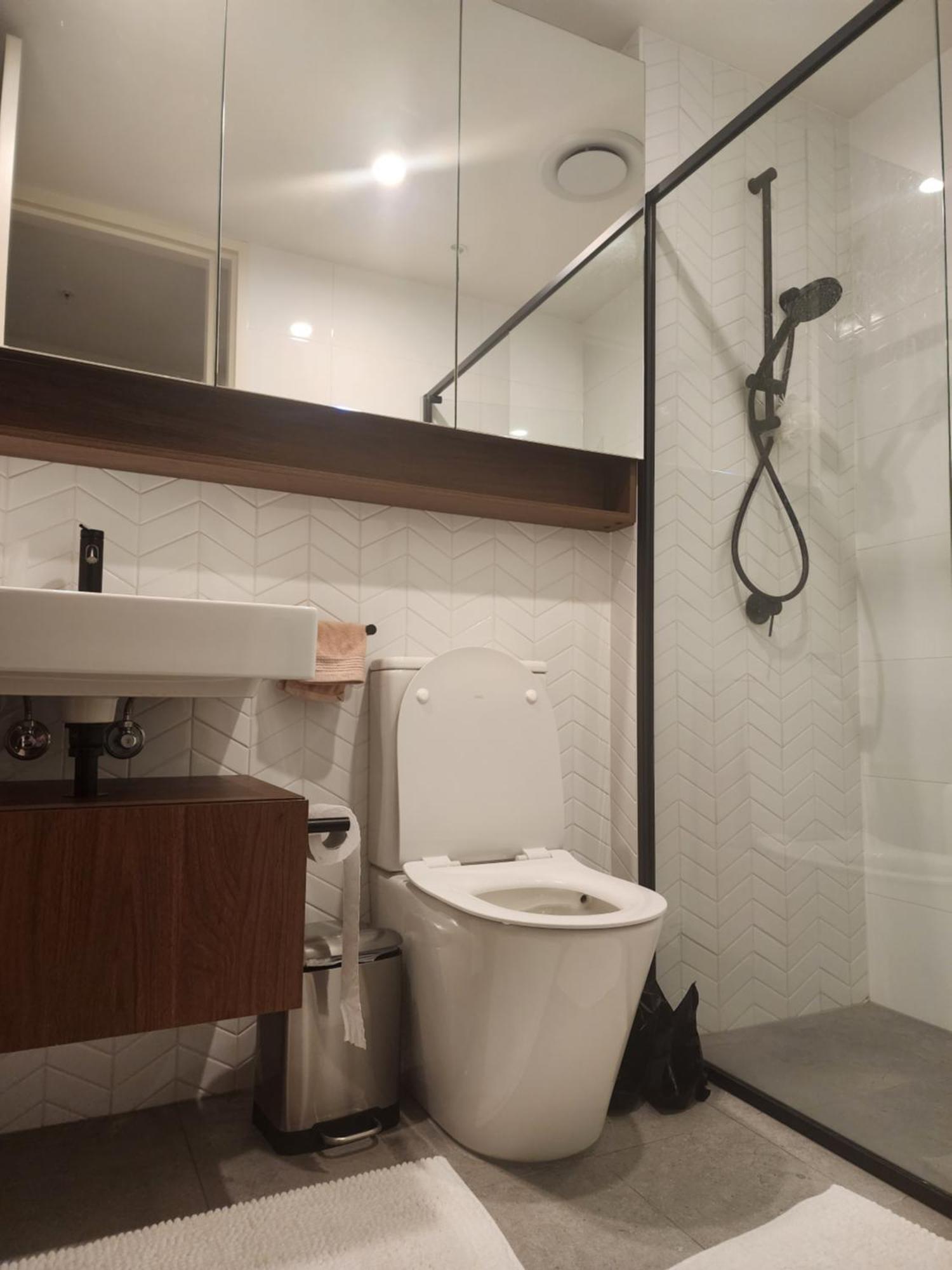 Apartment Cbd Parramatta Shared Apartment, Swimming Pool And Gym,internet Sydney