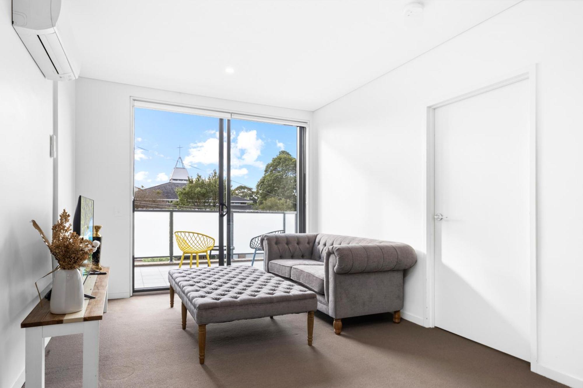 Lovely In Manly Vale Apartment