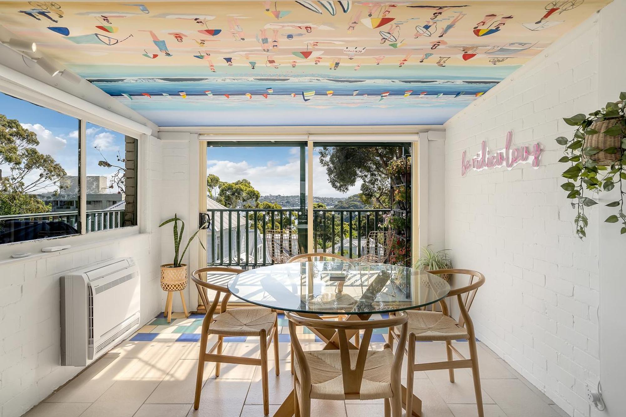 Harbourside Pad With Waterfront Views Apartment *