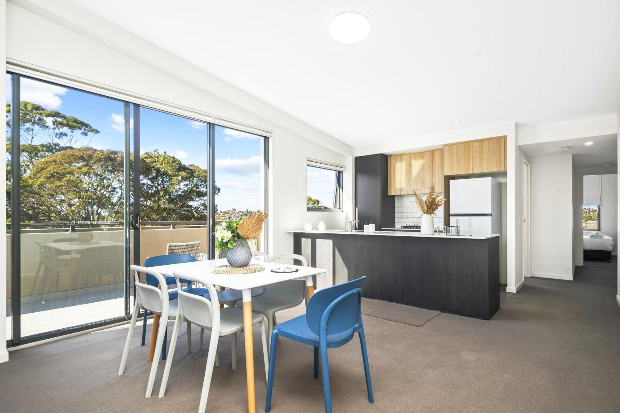 Lovely In Manly Vale Apartment