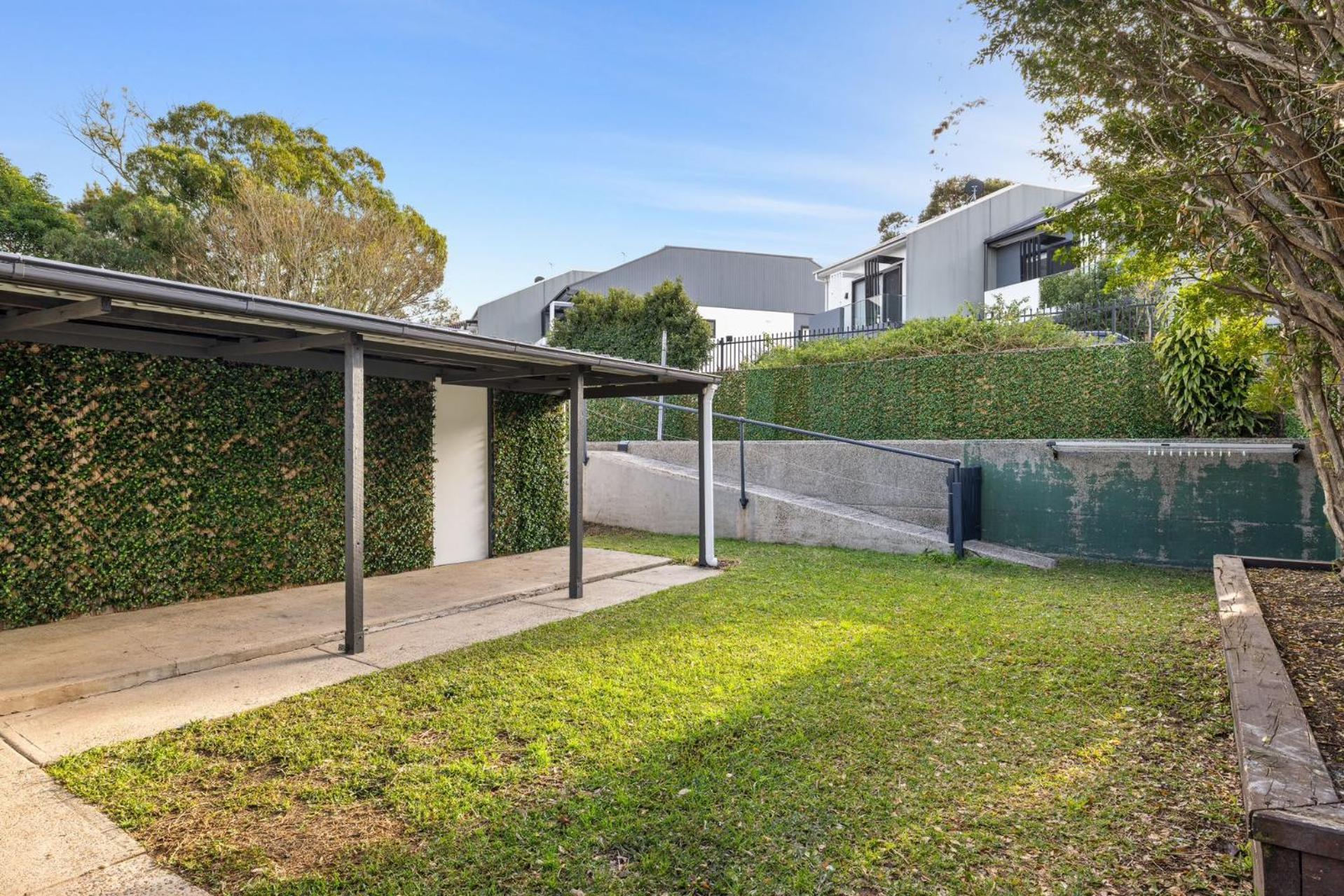 Modern Double - Mins To Airport - Shared Bathroom