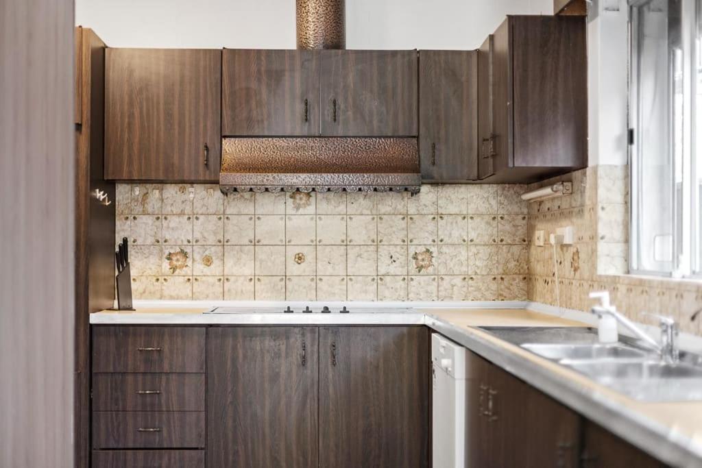 Guest house Rustic Private Double - Centrally Located - Shared Bathroom Sydney