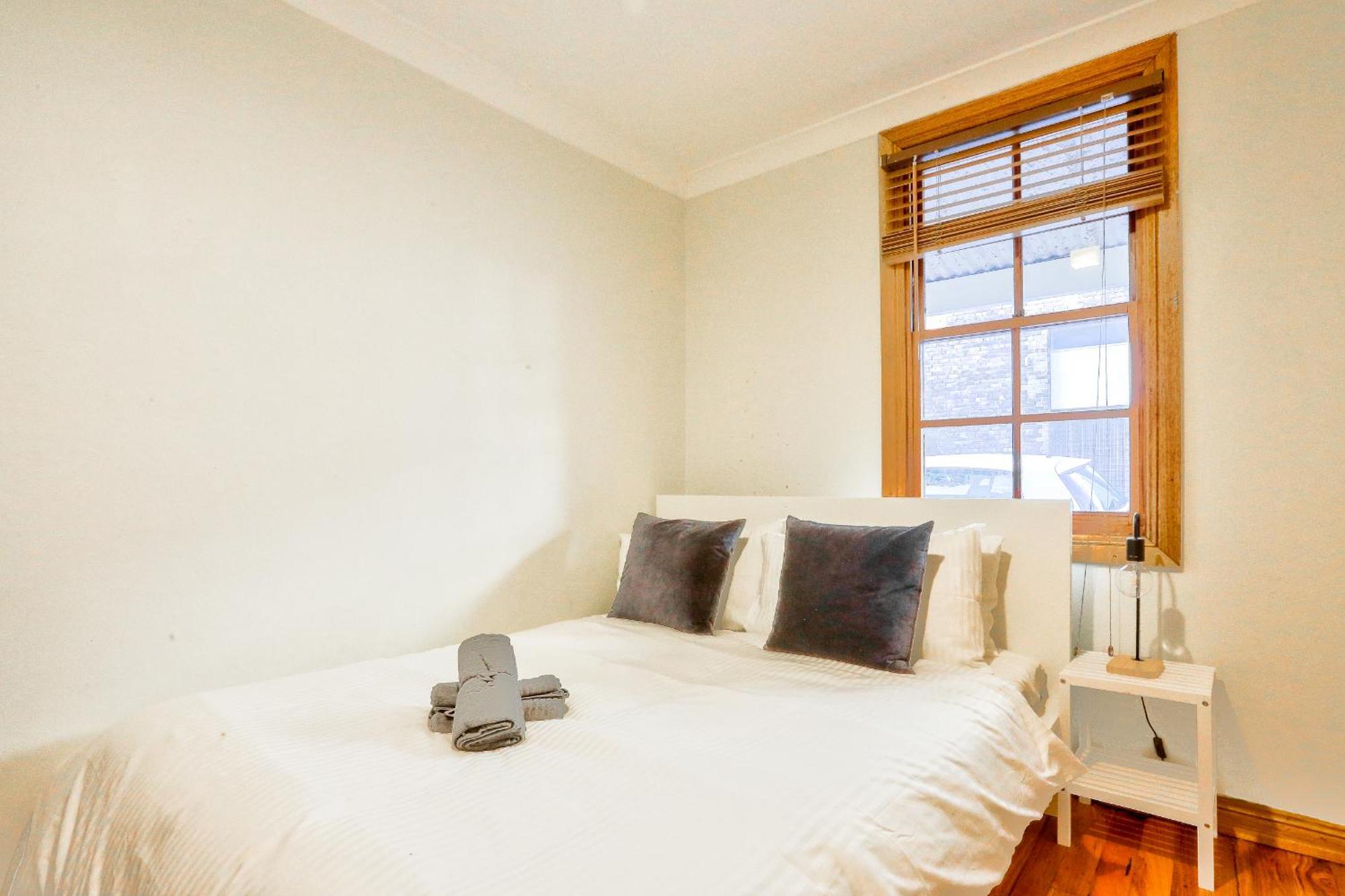 Comfortable 3 Bedroom House Pyrmont Holiday home Sydney