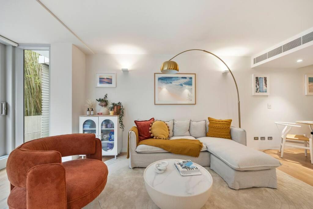 Apartment Pacific Chic Luxury Pad - Beachfront Aircon Lift *