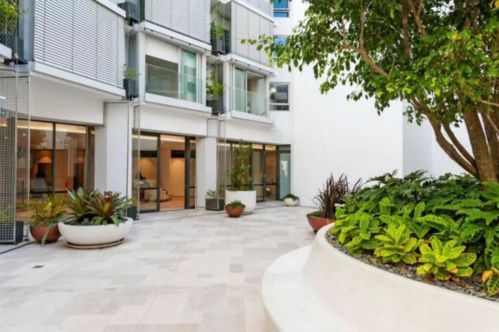Apartment Pacific Chic Luxury Pad - Beachfront Aircon Lift