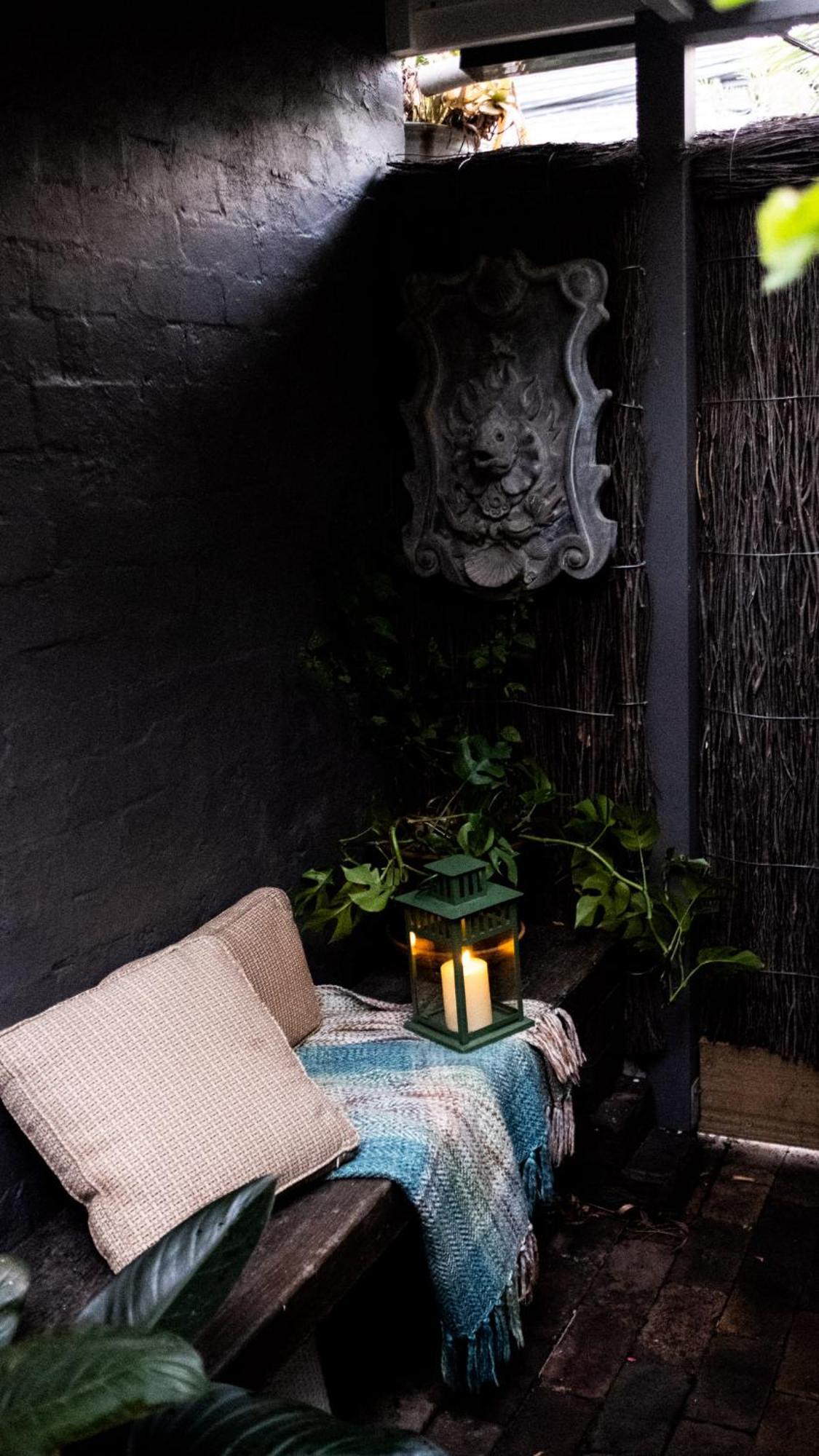 Charming Vintage Flat Near Newtown. 11am Checkout. Apartment