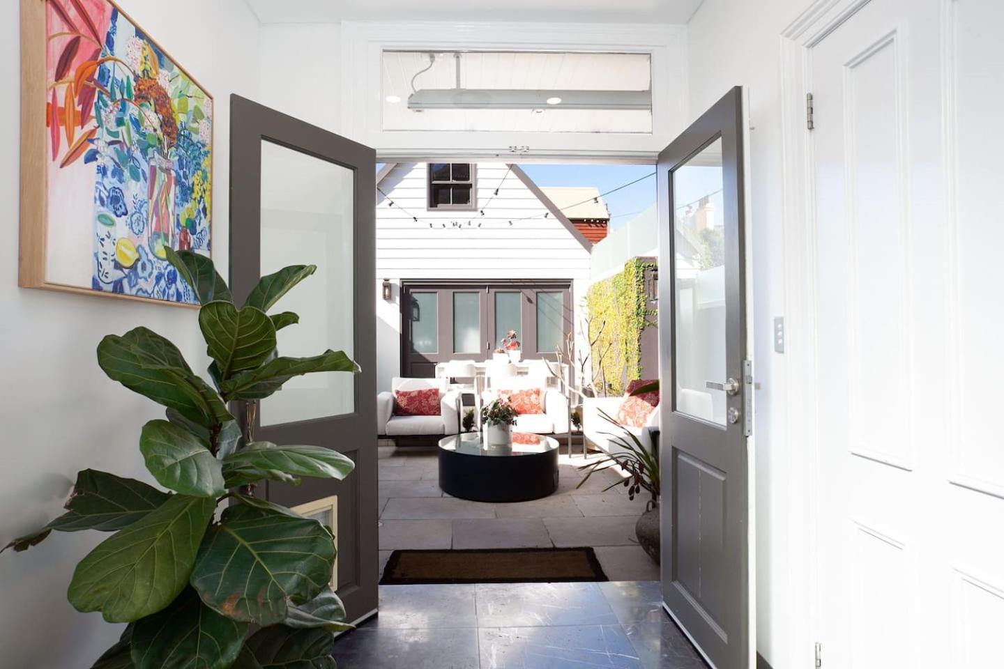 Chic Urban Designer Terrace Holiday home
