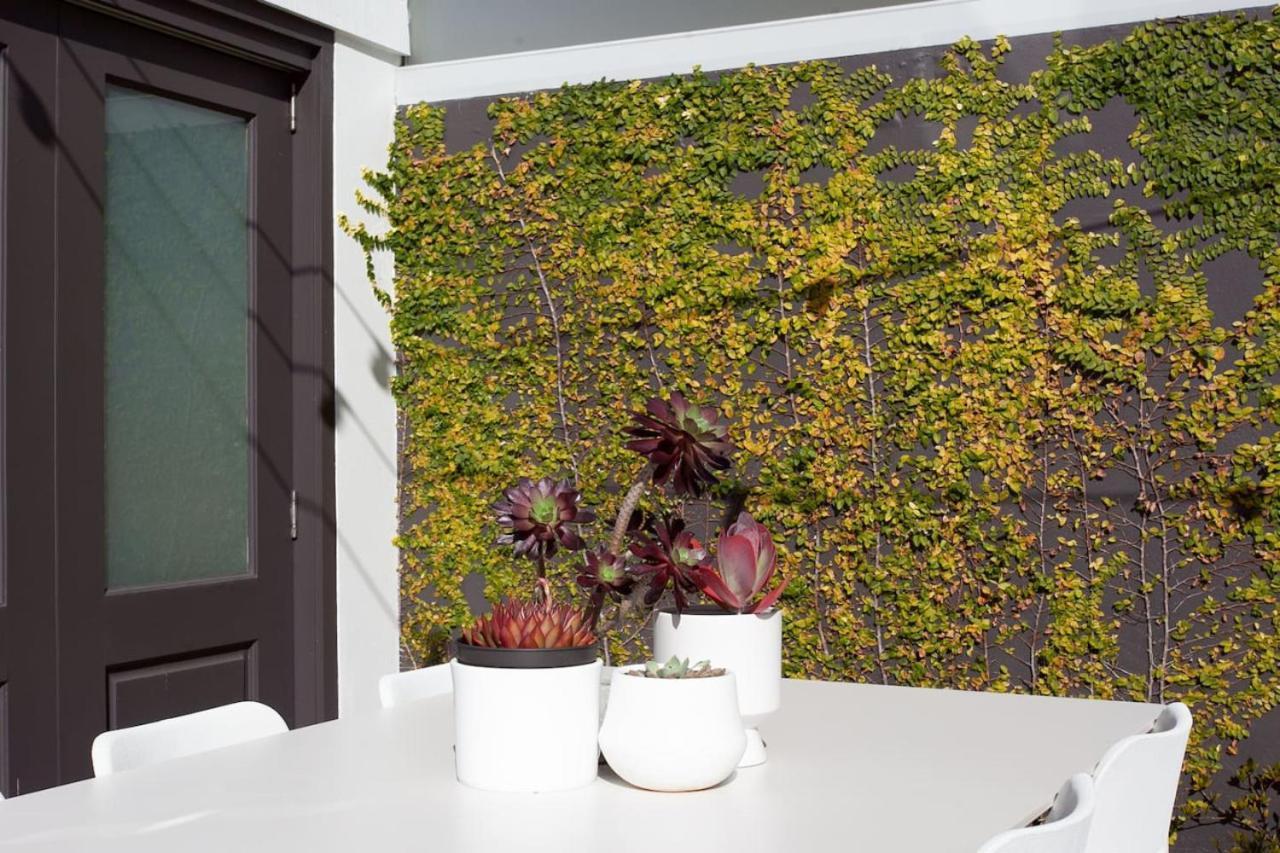 Chic Urban Designer Terrace * Sydney
