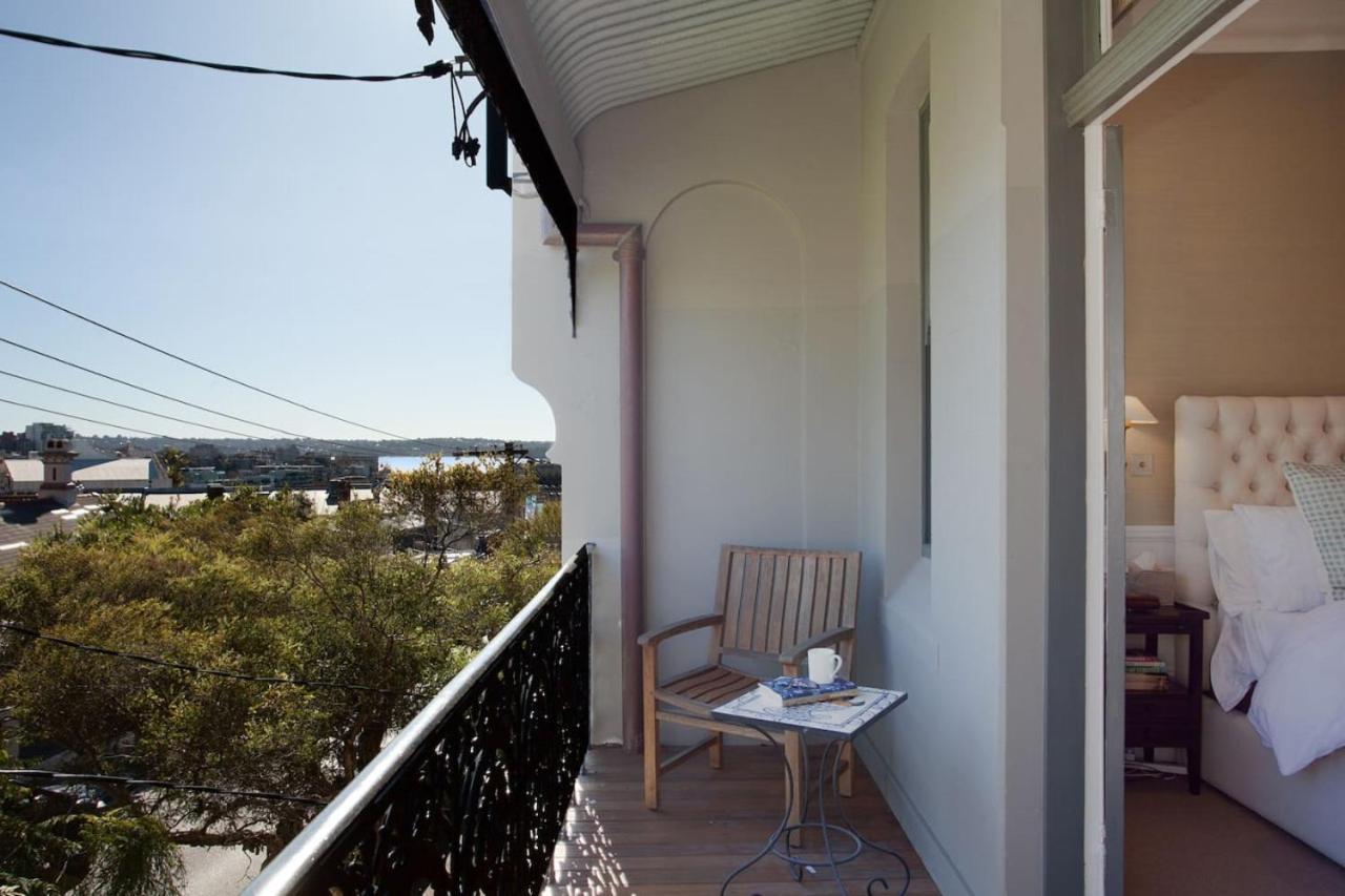 Chic Urban Designer Terrace