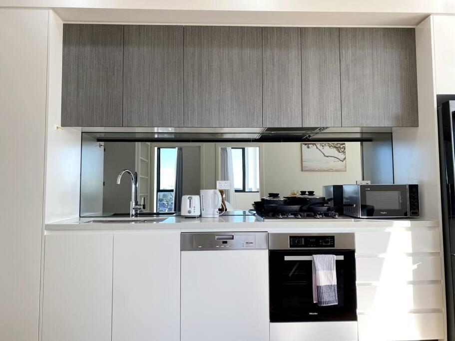 Spacious Near Airport & Ramsgate Apartment