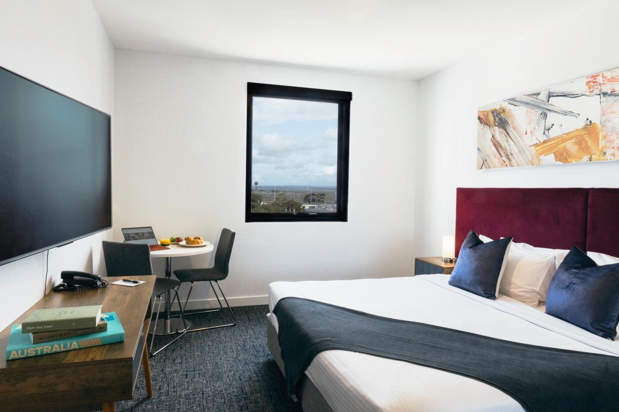 Quest Mascot Aparthotel