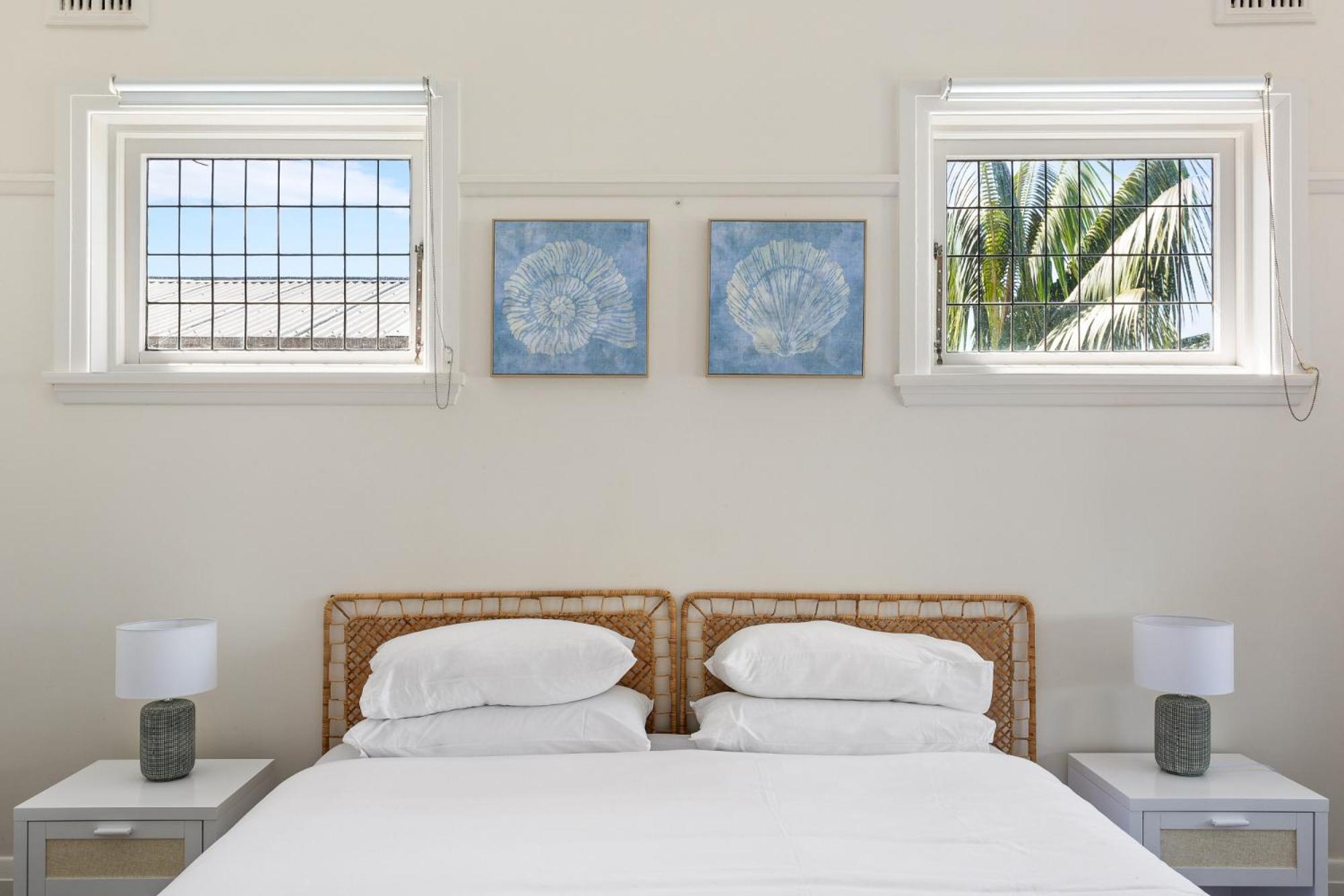 Balmoral House - Footsteps To Holiday home *