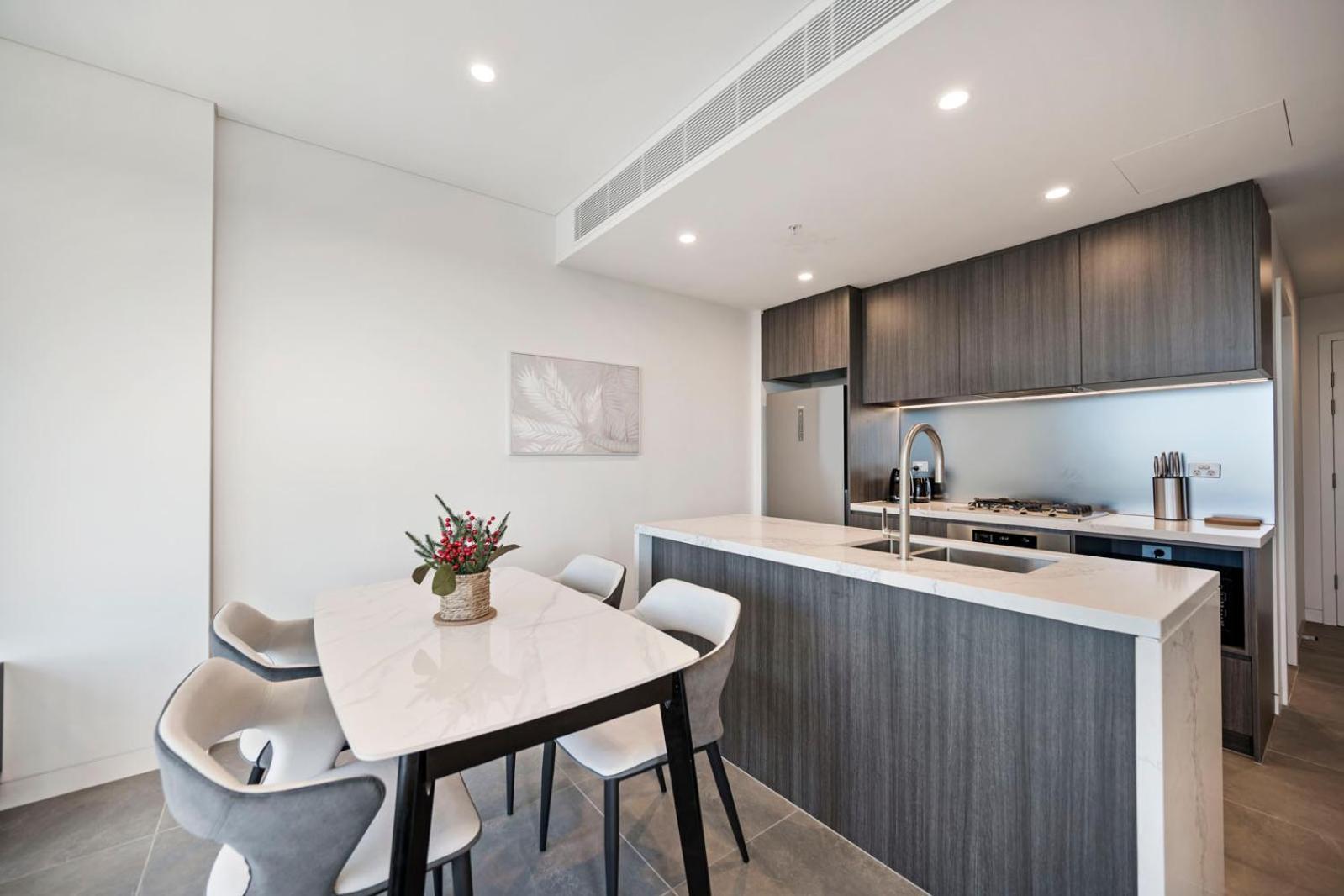 Luxury 1br With Stunning Skyline Views Apartment Sydney