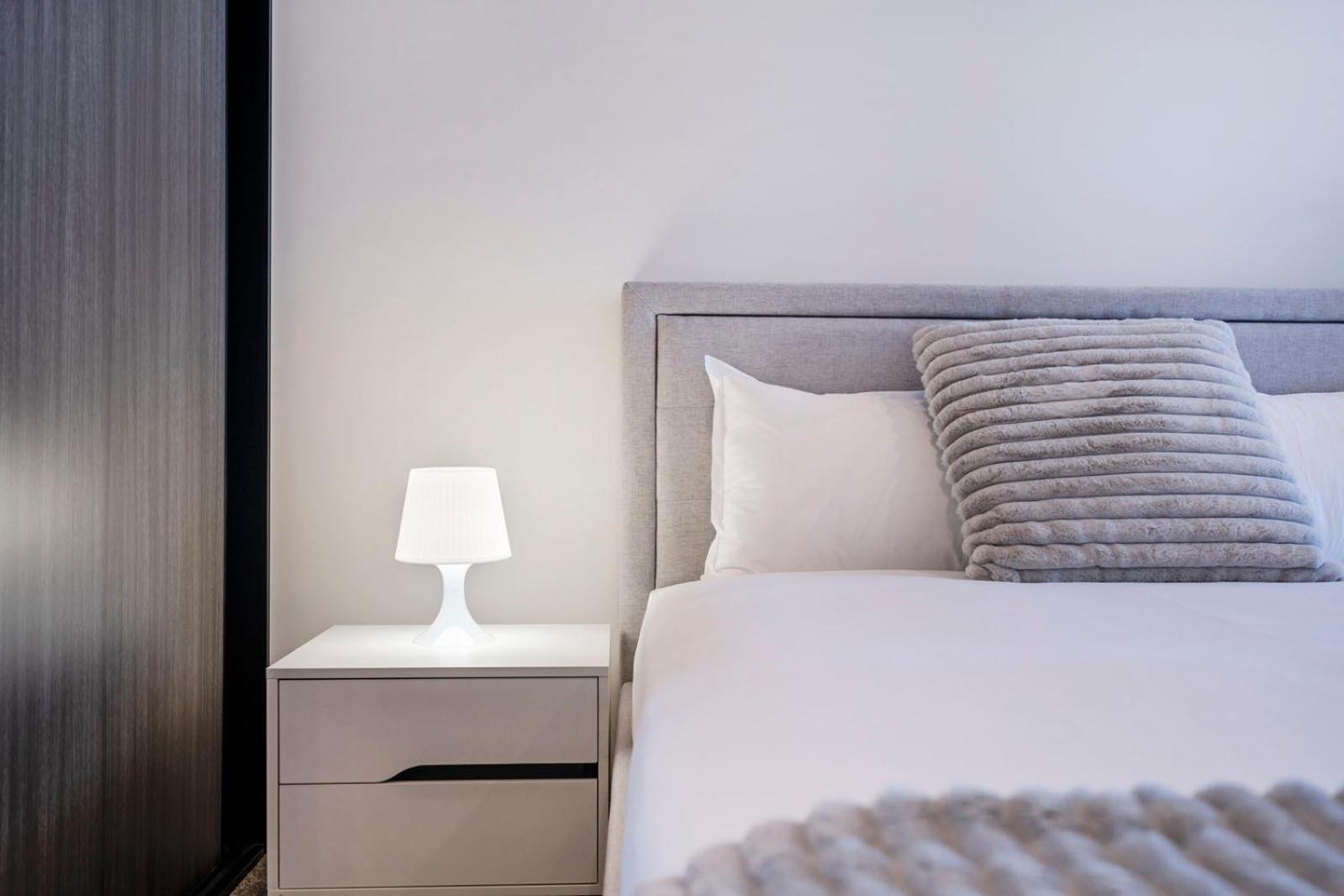 Luxury 1br With Stunning Skyline Views * Sydney