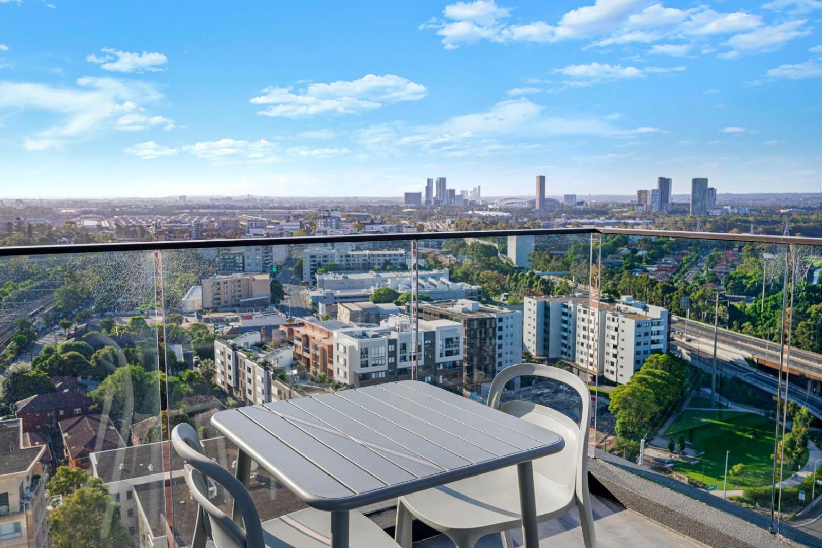 Luxury 1br With Stunning Skyline Views Apartment