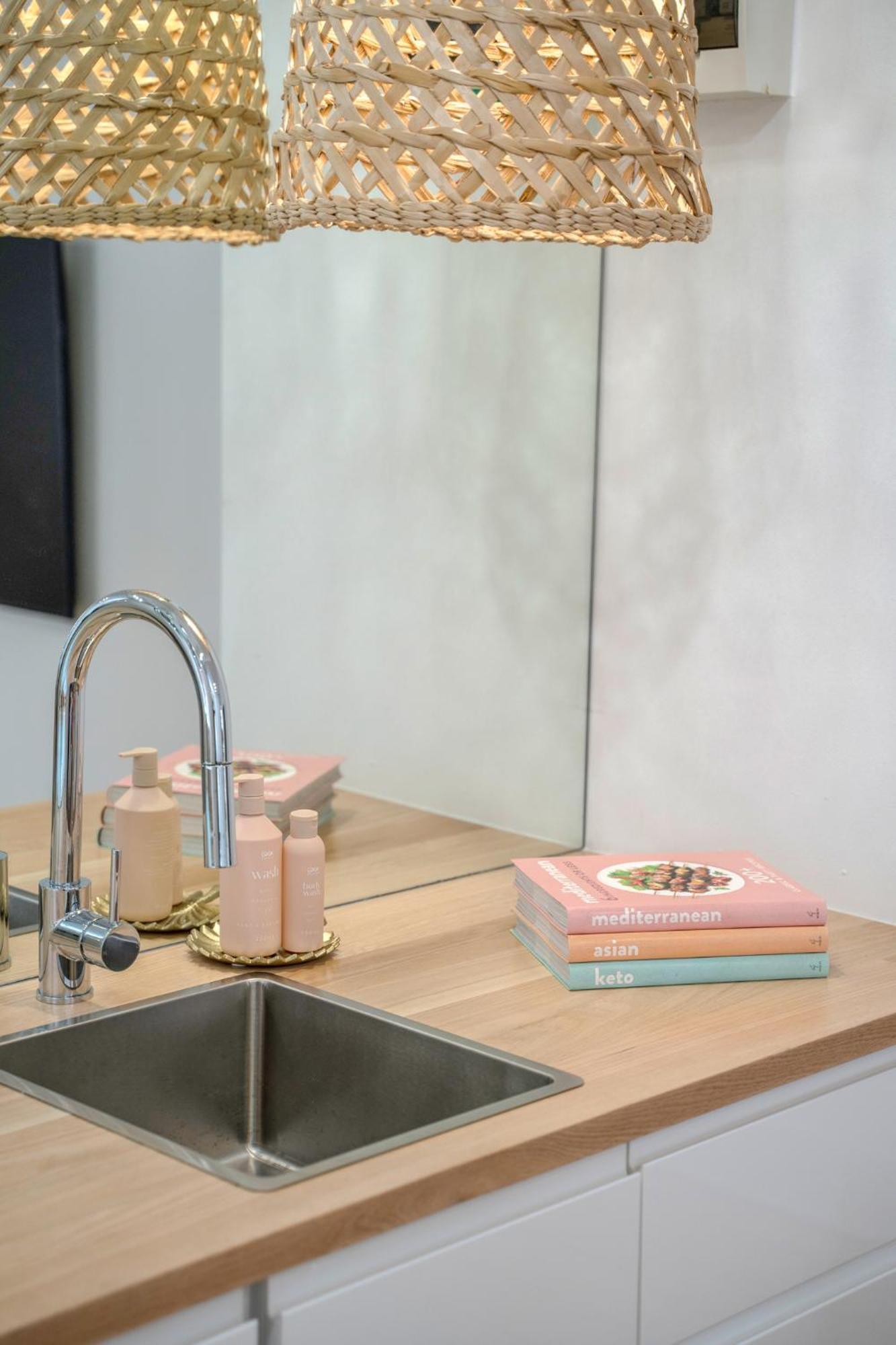 Belle's At Bondi - 1 And 2 Bed - 500m To Sydney
