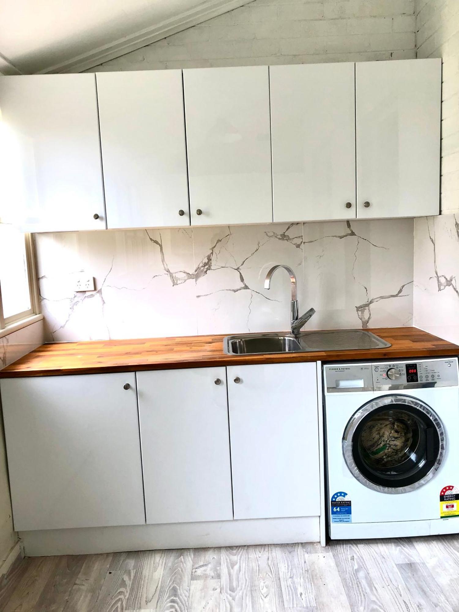 Spacious Private Minutes Away From Eastwood * Sydney