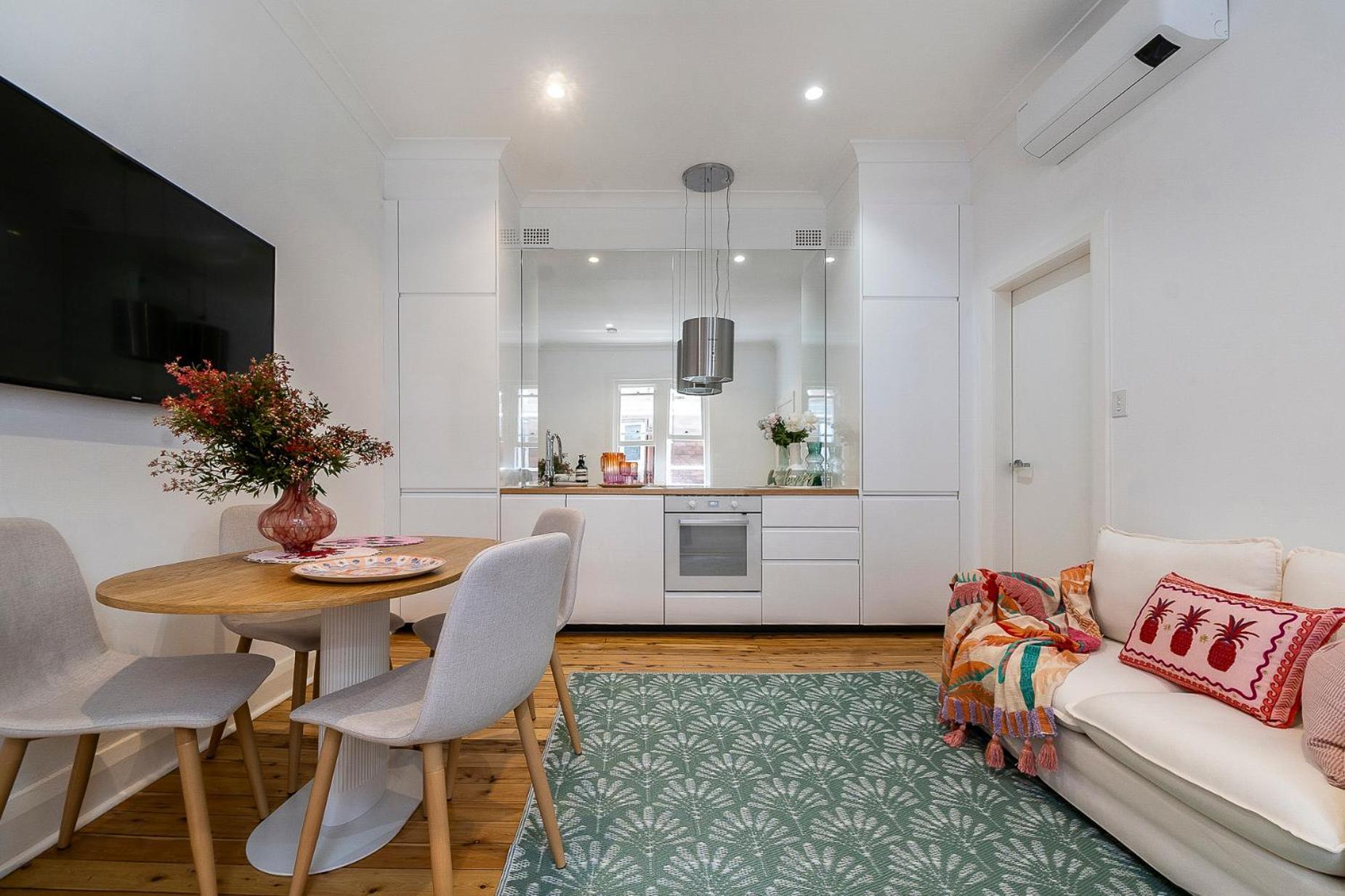 Hotel Belle's At Bondi - 1 And 2 Bed - 500m To Sydney