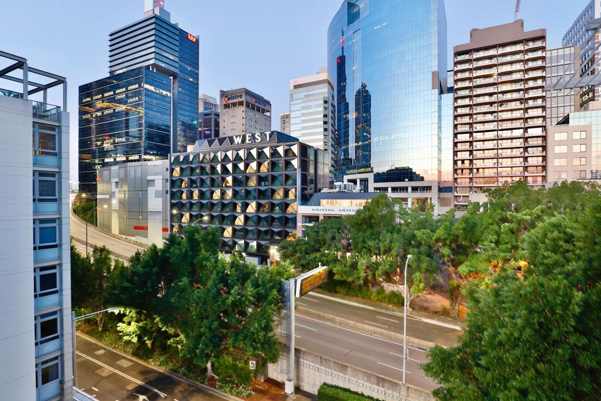 Urban Oasis - Views - Parking - Ease Sidney