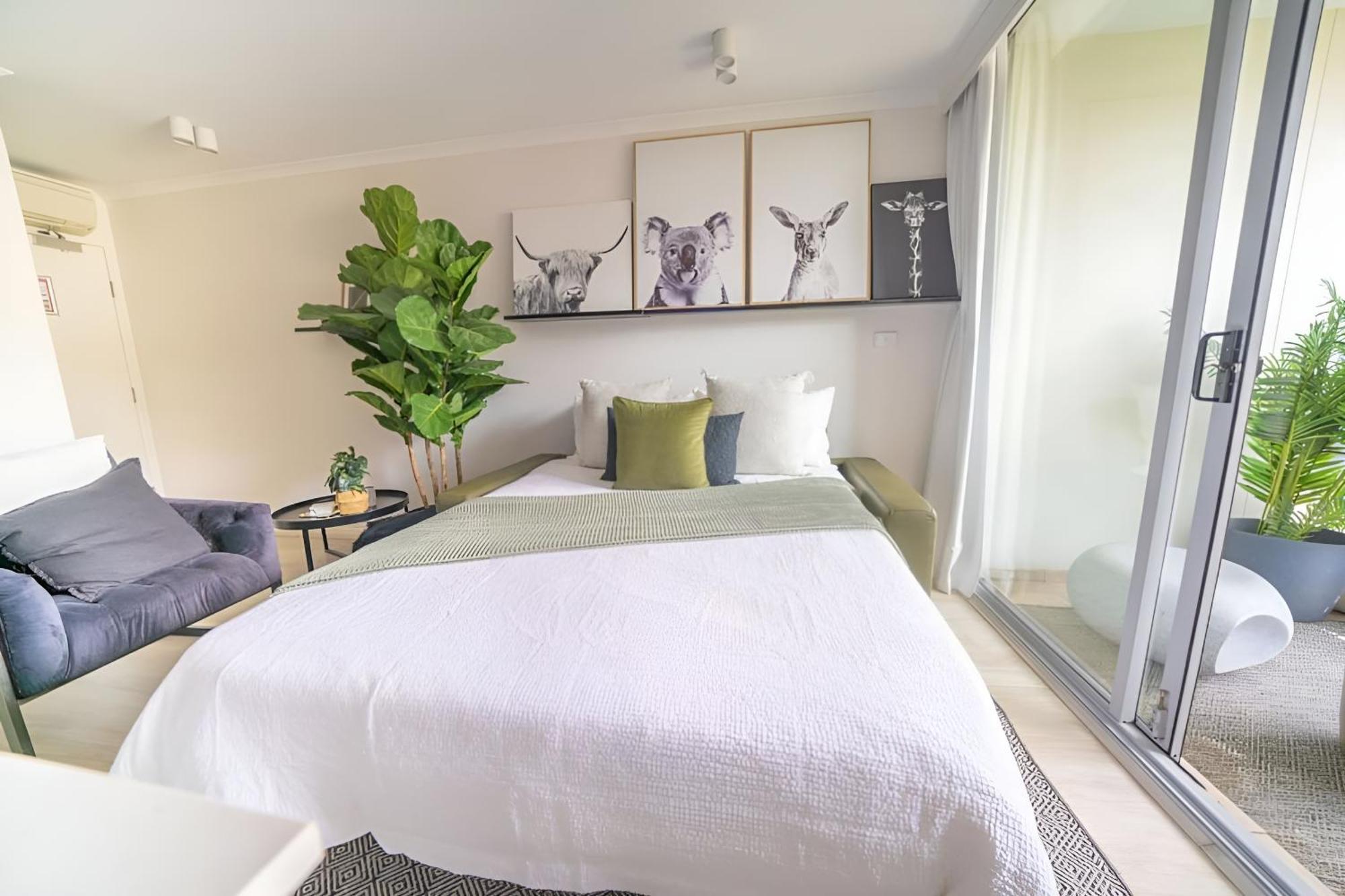 Bright 1br With On-site Gym I Sauna I Pool And Parking Apartment