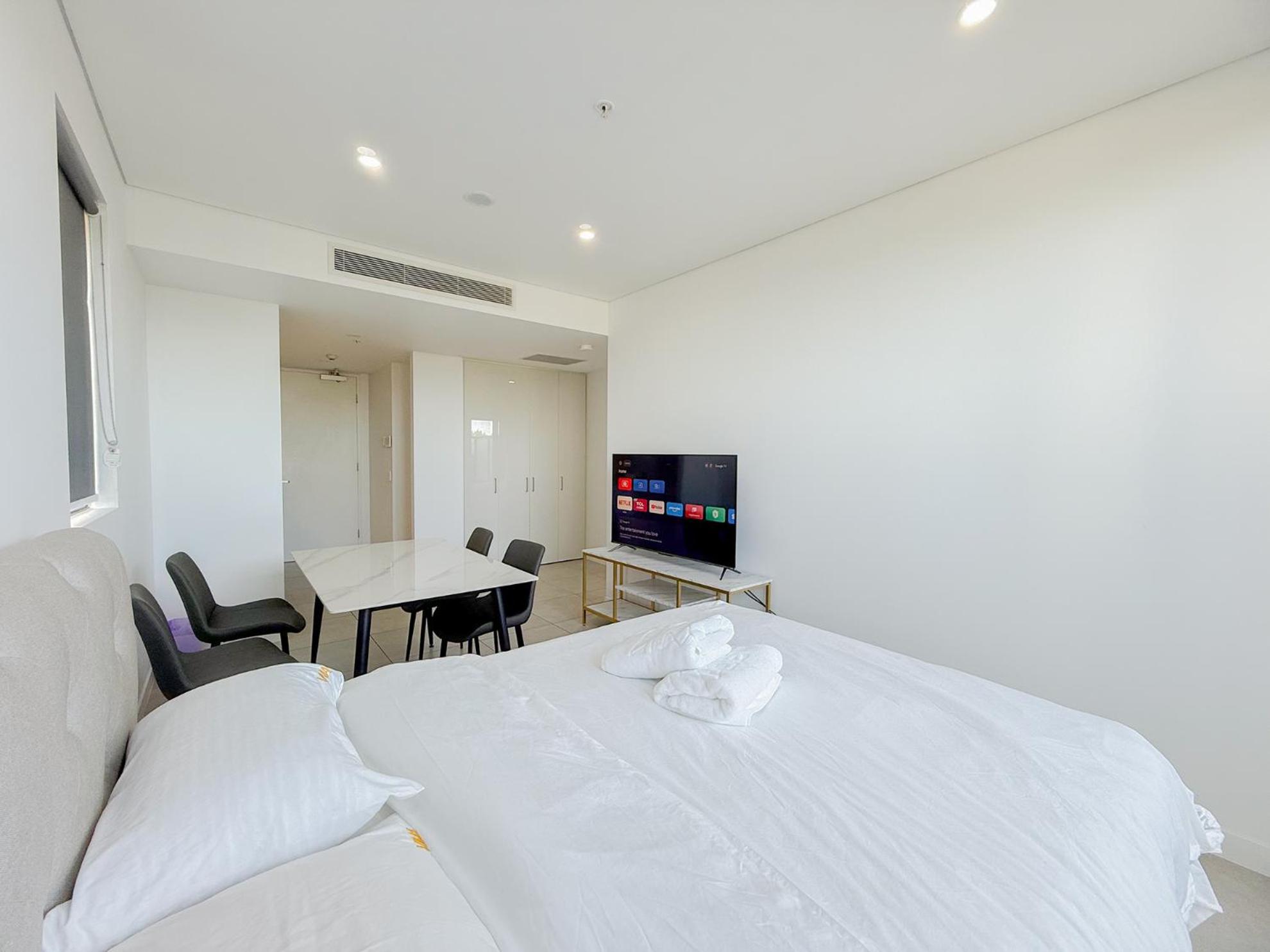 Apartment Burword Free Parking Sydney