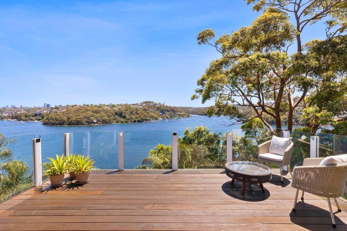 Cliff House And Grand Harbour Views Ferienhaus Sydney