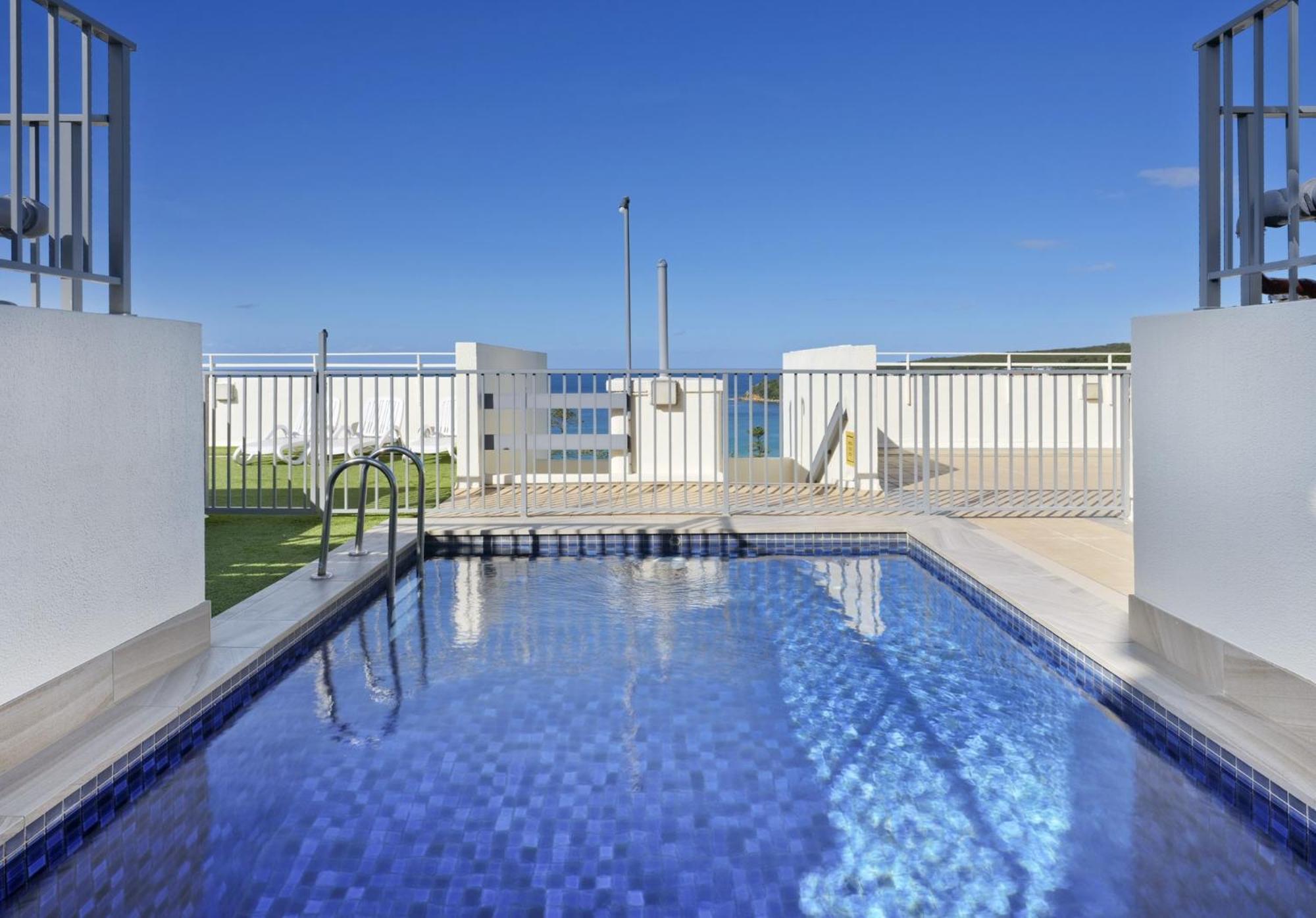 Stunning Ocean Views With Manly At Your Doorstep Apartment *