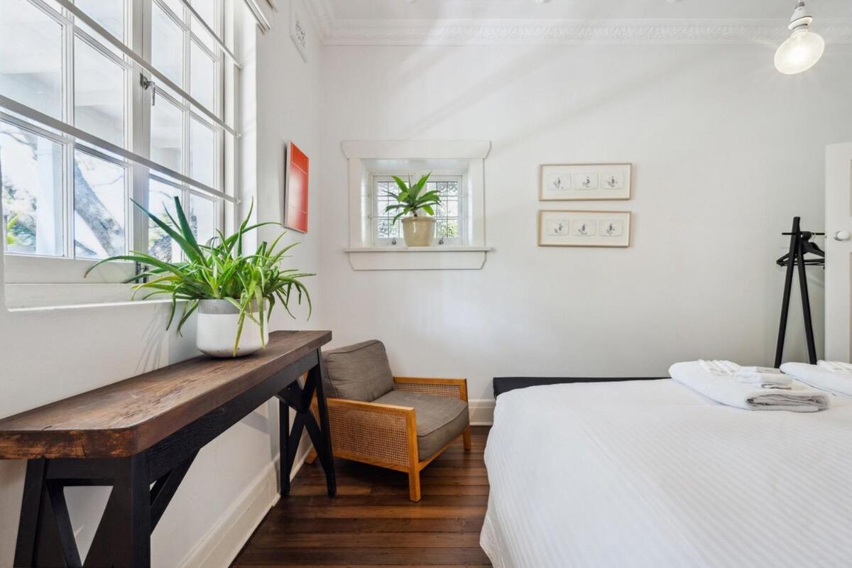 Spacious Garden Retreat-opposite Centennial Park! Sydney