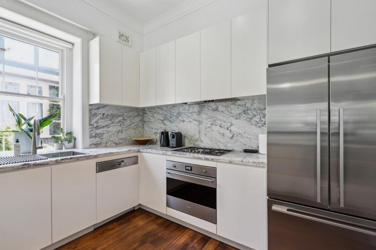 Spacious Garden Retreat-opposite Centennial Park! Sydney