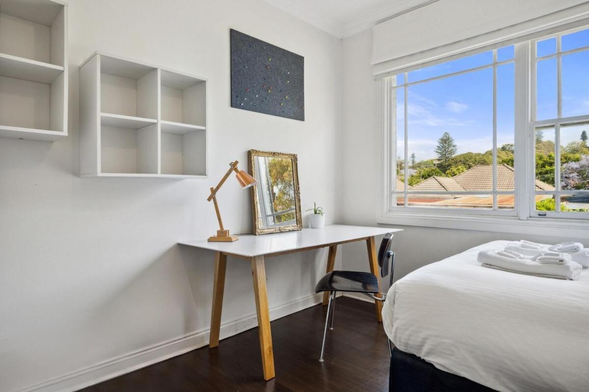 Spacious Garden Retreat-opposite Centennial Park! *