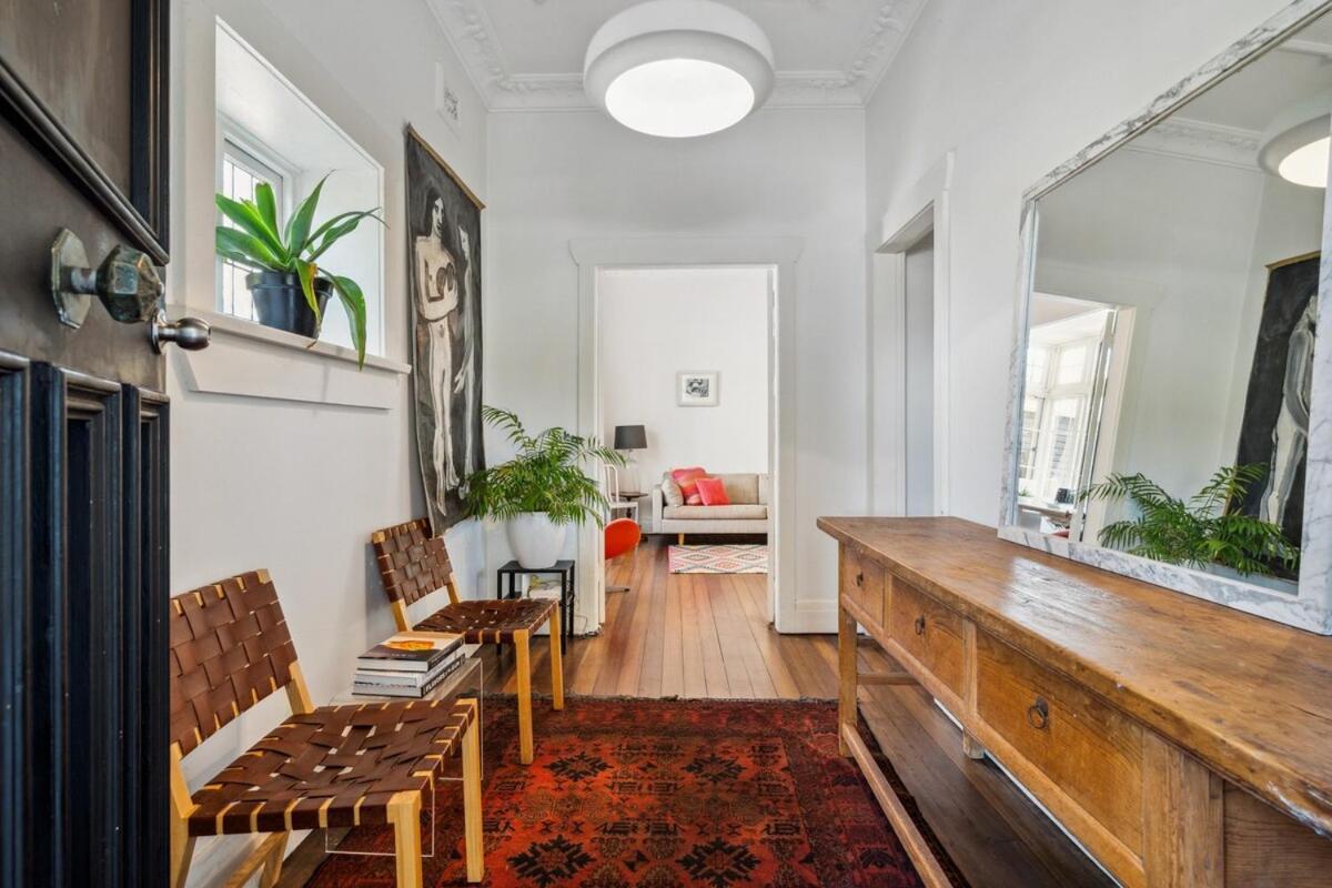 Spacious Garden Retreat-opposite Centennial Park! Sydney