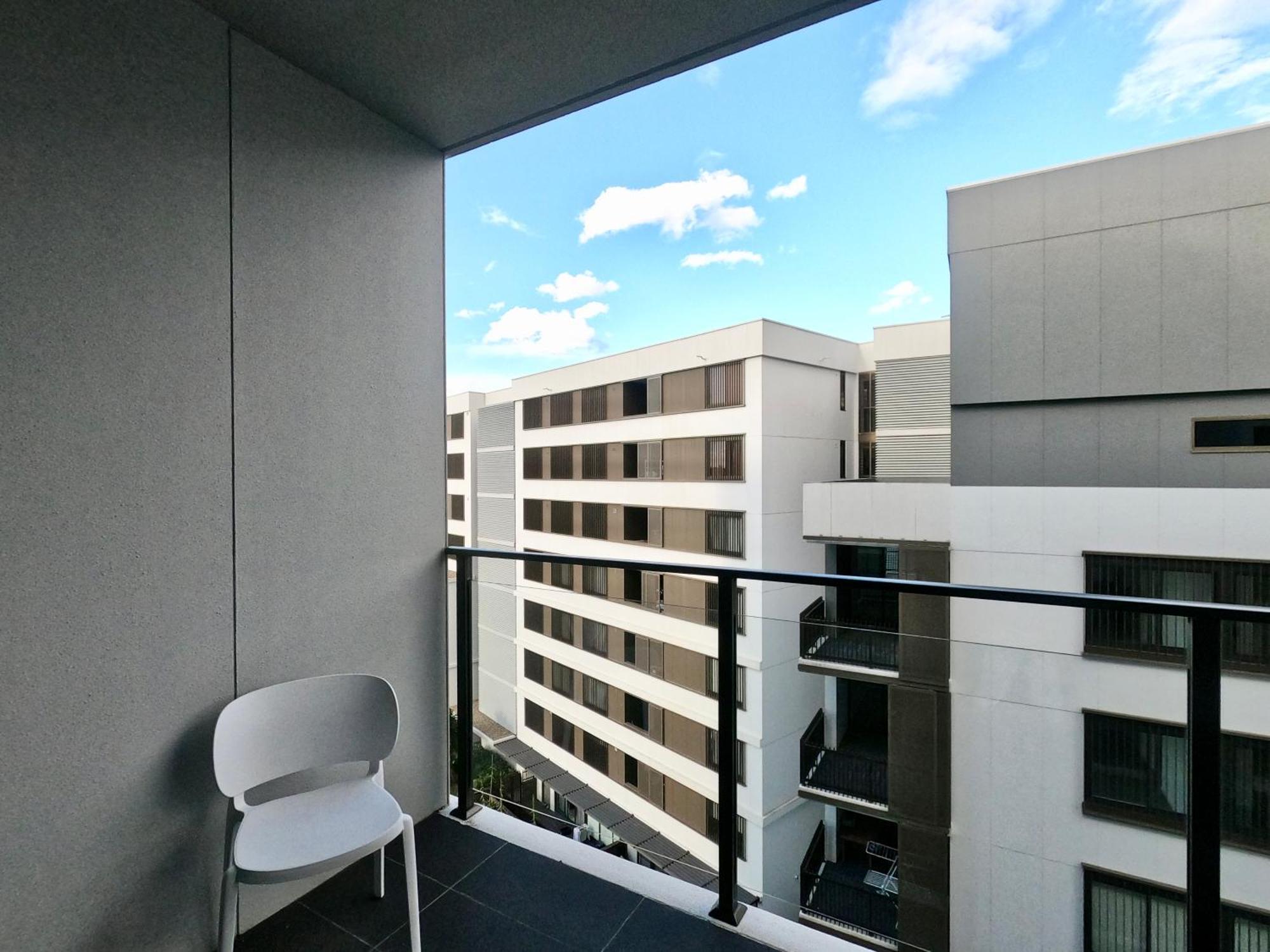 Spacious1 Br@waterfront Olympic Park_free Carpark Apartment *