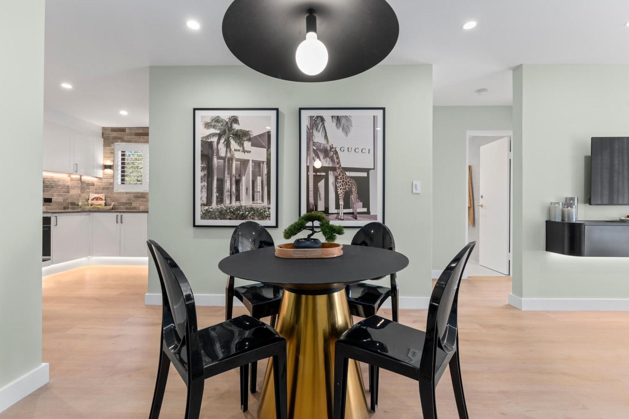 2br Free Parking - Airport Luxury Retreat *