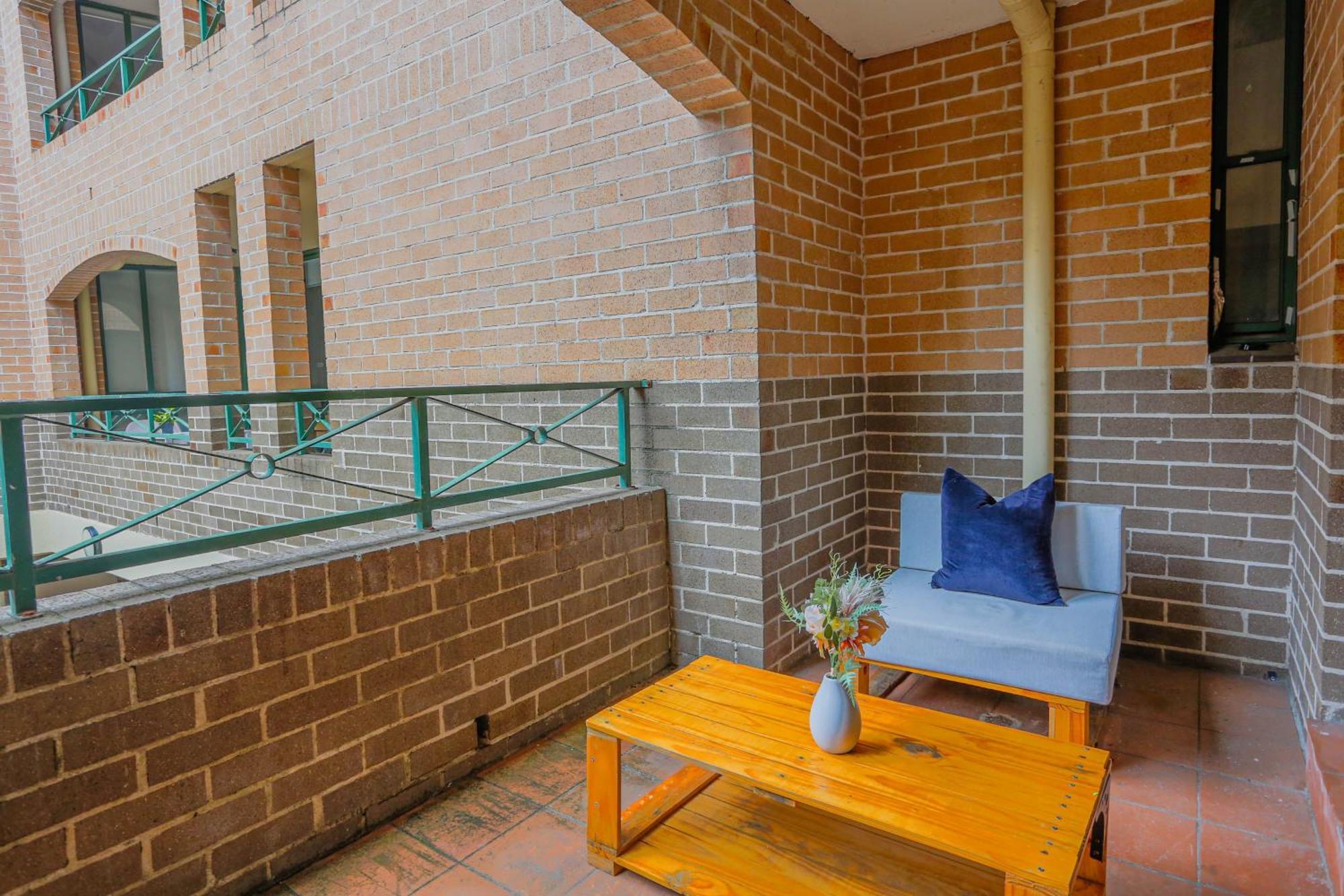 Stylish 2 Bedroom Chippendale * Sydney